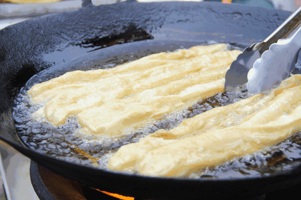 6年間數(shù)千人被判刑，炸油條成了“高危職業(yè)”？