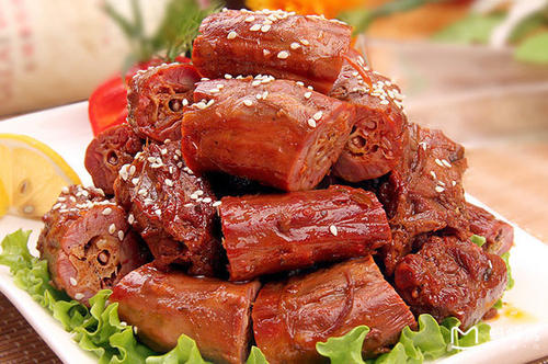 周黑鴨掉隊，絕味煌上煌趕超，鴨脖大王之爭有結果了？