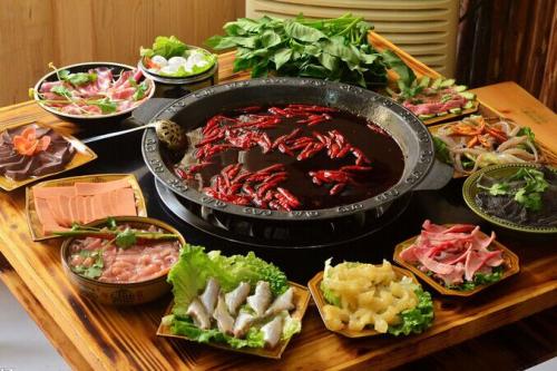 原料瘋漲，火鍋料企業(yè)如何突圍？來這里約個“會”吧
