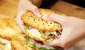 塔斯汀們火了，一起來(lái)扒一扒“中式漢堡”的“皮