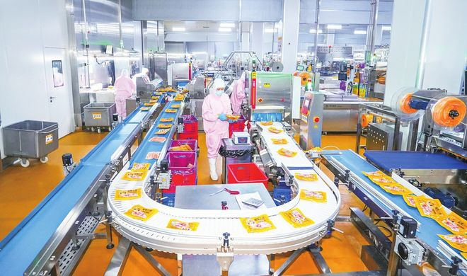 央視探訪皇家小虎華北超級(jí)工廠，解碼美味烤腸背后的高標(biāo)準(zhǔn)、高品質(zhì)